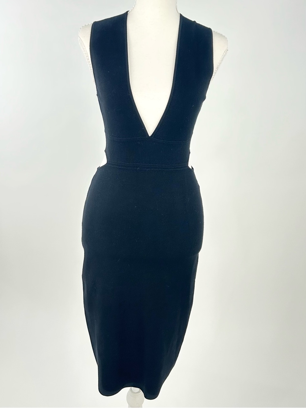 Elizabeth and James Aldridge Black Cutout Midi Sheath Dress S Deep V